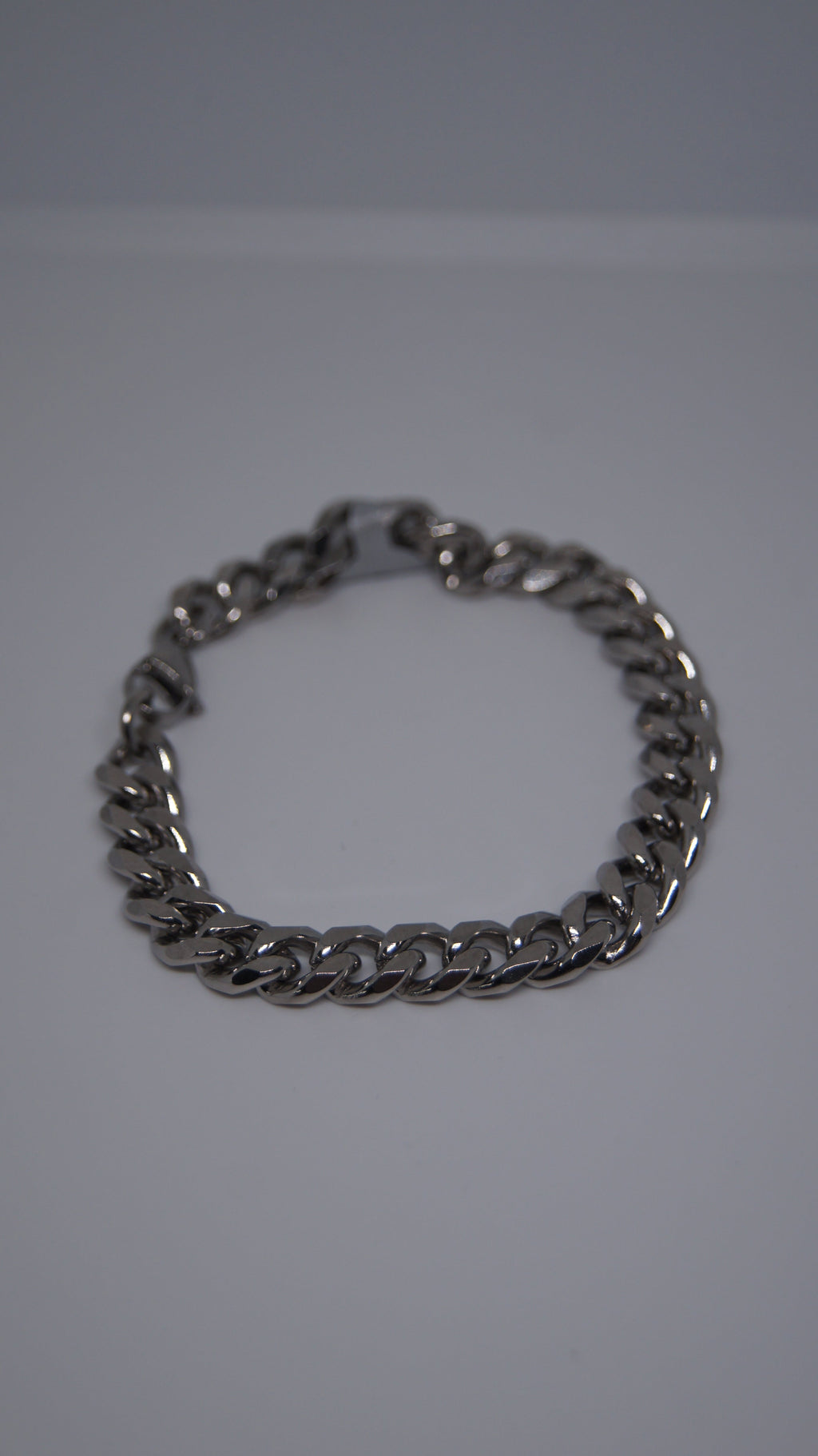 Curb Link Bracelet TheAlternativeStore 